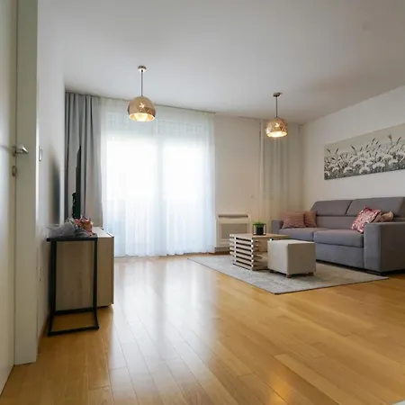 Apartment Lummy Zadar