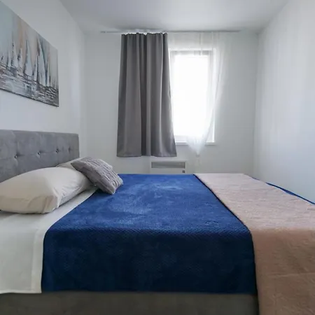 Apartment Lummy Zadar